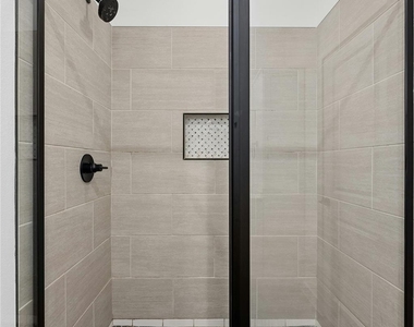 3809 Valley View Rd - Photo Thumbnail 15