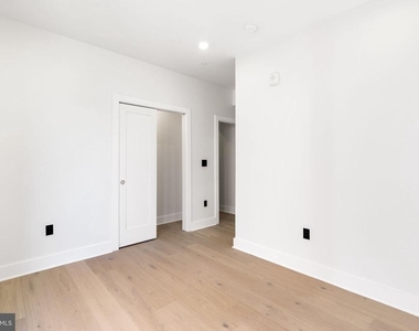 2504 41st Street Nw - Photo Thumbnail 12