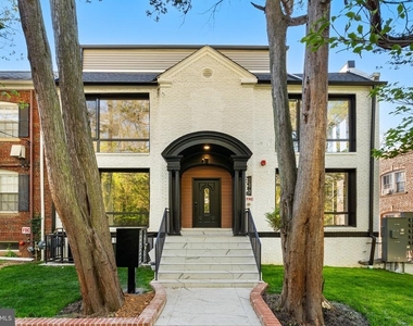 2504 41st Street Nw - Photo Thumbnail 2