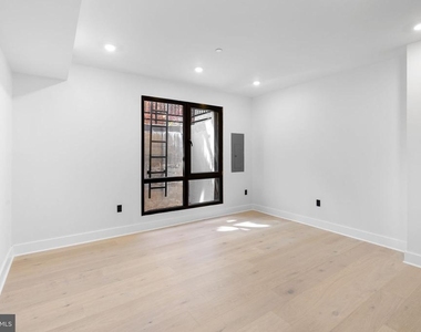2504 41st Street Nw - Photo Thumbnail 6