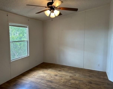 6232 Paradise Manor Cir - Photo Thumbnail 2
