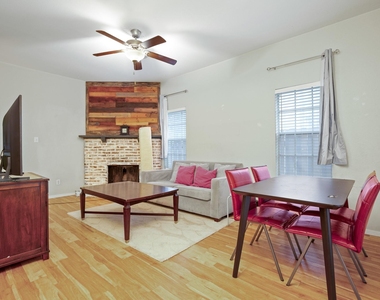 2810 Nueces St - Photo Thumbnail 2