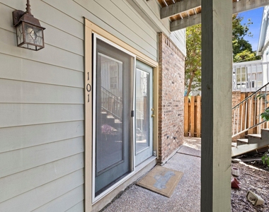 2810 Nueces St - Photo Thumbnail 23