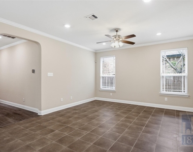 4906 Madrid Dr - Photo Thumbnail 11