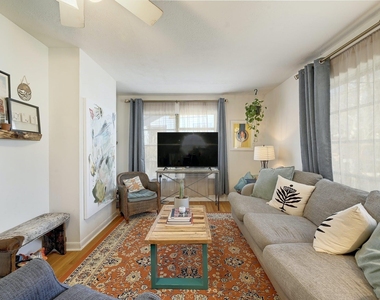 2709 S 2nd St - Photo Thumbnail 6
