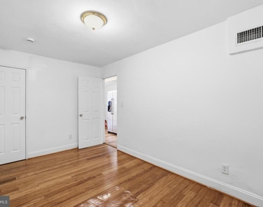 1701 Montello Avenue Ne - Photo Thumbnail 14