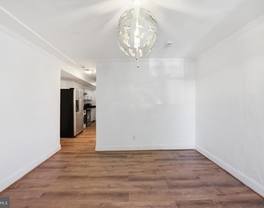 1701 Montello Avenue Ne - Photo Thumbnail 6