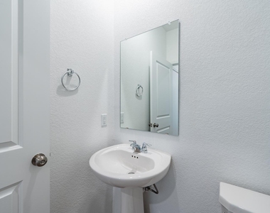 10217 Prague Ct - Photo Thumbnail 6