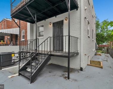 518 Oglethorpe Street Ne - Photo Thumbnail 48