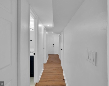 518 Oglethorpe Street Ne - Photo Thumbnail 28