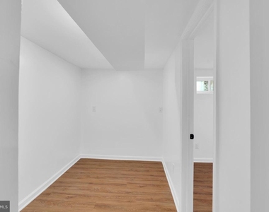 518 Oglethorpe Street Ne - Photo Thumbnail 26
