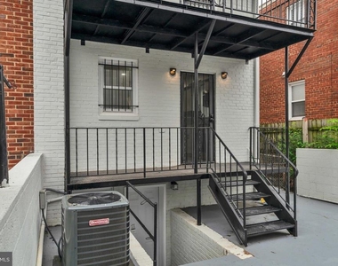 518 Oglethorpe Street Ne - Photo Thumbnail 47
