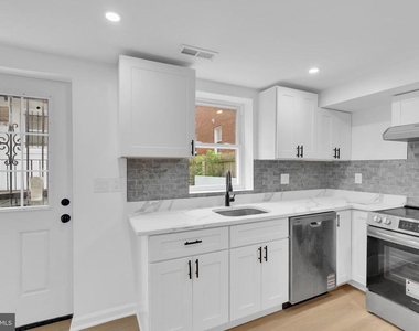 518 Oglethorpe Street Ne - Photo Thumbnail 53
