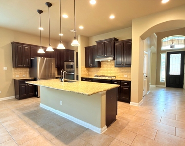 404 Dry Gulch Bnd - Photo Thumbnail 4