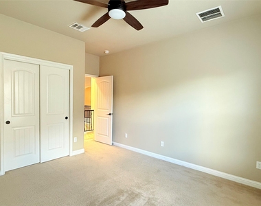 404 Dry Gulch Bnd - Photo Thumbnail 26