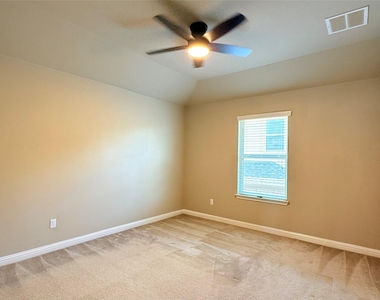 404 Dry Gulch Bnd - Photo Thumbnail 23