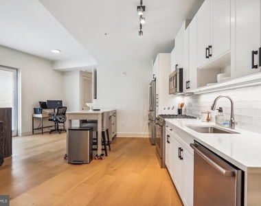 6803 Cameron Drive Nw - Photo Thumbnail 3