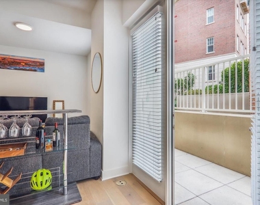 6803 Cameron Drive Nw - Photo Thumbnail 16