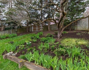 5021 Cathedral Avenue Nw - Photo Thumbnail 18