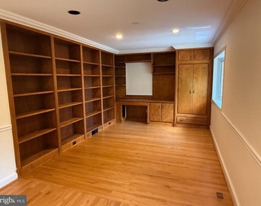 5021 Cathedral Avenue Nw - Photo Thumbnail 15