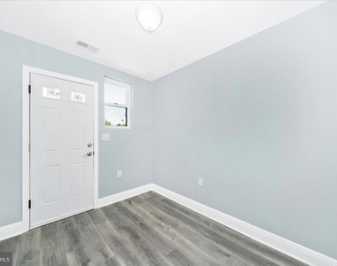 2908 2nd Street Se - Photo Thumbnail 15
