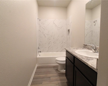 509 Washington Dr - Photo Thumbnail 8