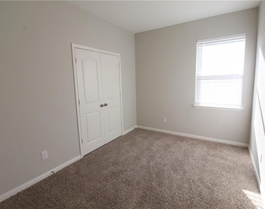 509 Washington Dr - Photo Thumbnail 10