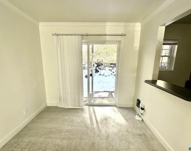845 Fountain Ct - Photo Thumbnail 7