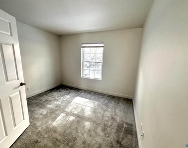 845 Fountain Ct - Photo Thumbnail 13