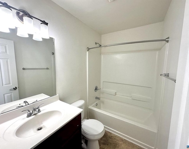840 Fountain Ct - Photo Thumbnail 11