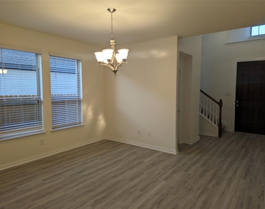 612 Silent Creek Cv - Photo Thumbnail 22