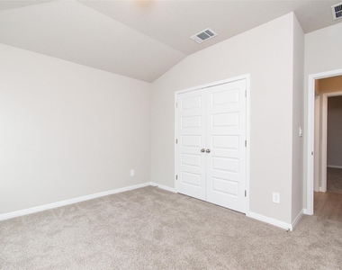 17108 Lomond Way - Photo Thumbnail 10