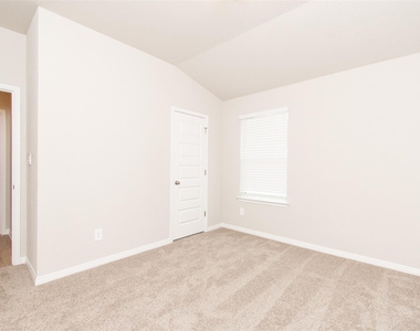 17108 Lomond Way - Photo Thumbnail 14