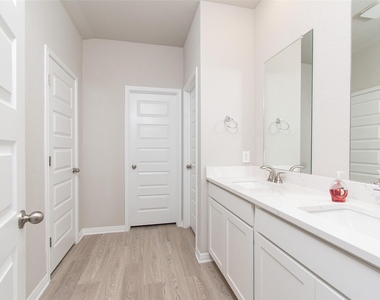 17108 Lomond Way - Photo Thumbnail 23