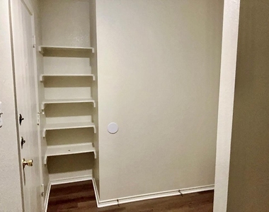 3502 Sandy Brook Dr - Photo Thumbnail 10