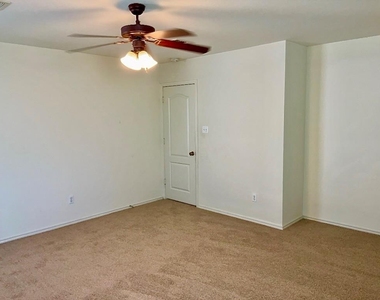3502 Sandy Brook Dr - Photo Thumbnail 11