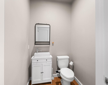 705 N Bluff Dr - Photo Thumbnail 11
