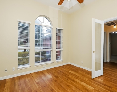 1561 Kenneys Way - Photo Thumbnail 11