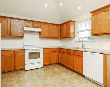 1561 Kenneys Way - Photo Thumbnail 8