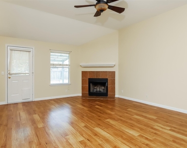 1561 Kenneys Way - Photo Thumbnail 5