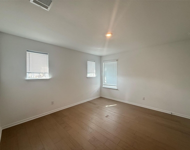 628 Leeward Pass - Photo Thumbnail 20