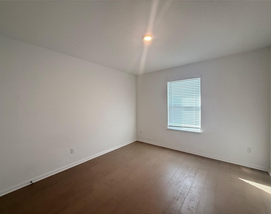 628 Leeward Pass - Photo Thumbnail 23