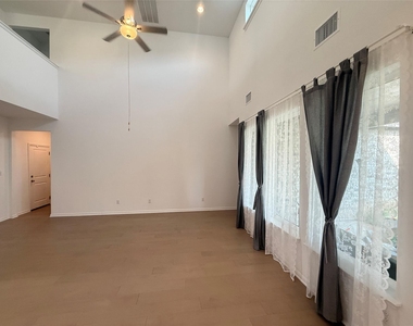 628 Leeward Pass - Photo Thumbnail 7