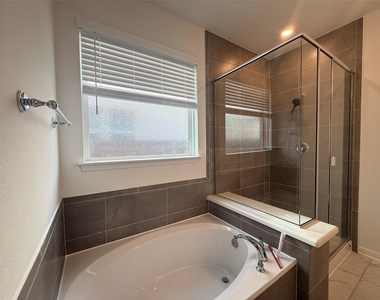 628 Leeward Pass - Photo Thumbnail 15