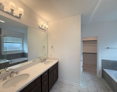 628 Leeward Pass - Photo Thumbnail 14