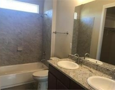 1310 Hausman Dr - Photo Thumbnail 9
