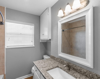 2205 Lanier Dr - Photo Thumbnail 7