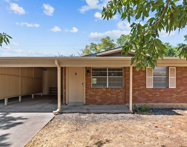 2205 Lanier Dr - Photo Thumbnail 15