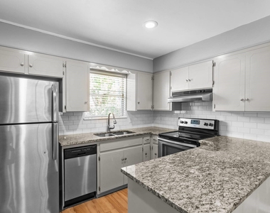 2205 Lanier Dr - Photo Thumbnail 3