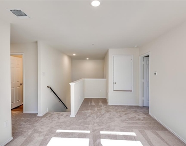 71 Pacific Loon St - Photo Thumbnail 18